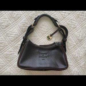 Dooney & Bourke shoulder bag